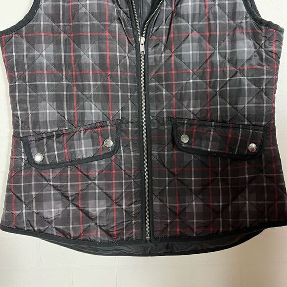 British Khaki Women’s Light weight Quilt Vest size medium - Picture 5 of 8